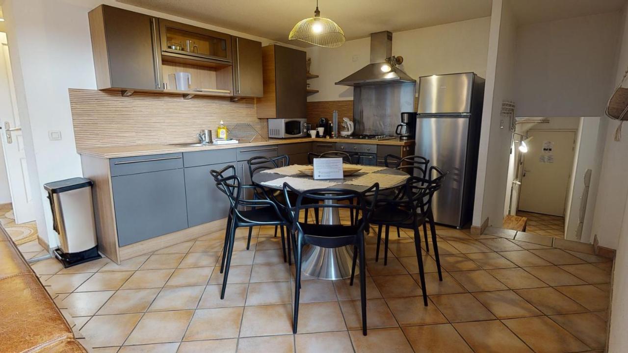 Sous les Tilleuls PARKING HYPERCENTRE 4-6 Personnes Colmar Extérieur photo